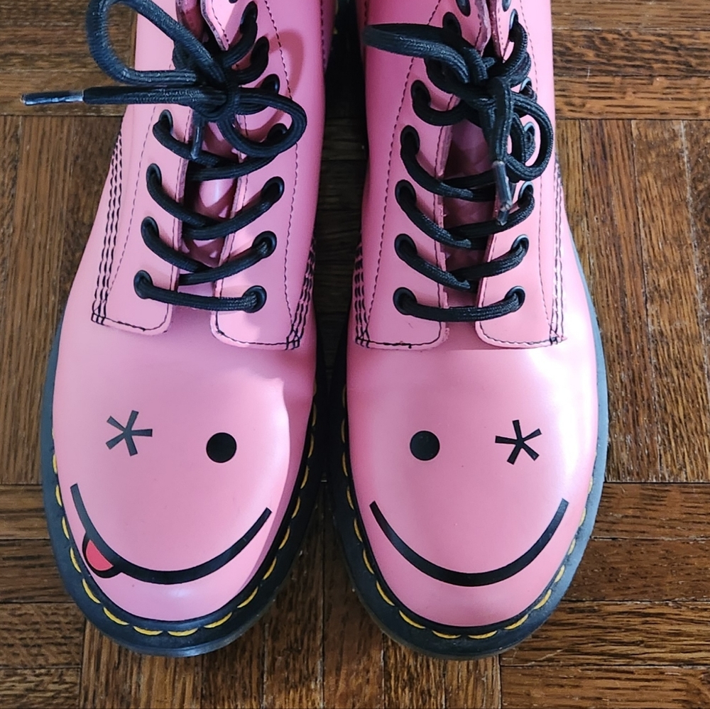 Made in Asia Doc Marten Boots - Picture 9 of 9